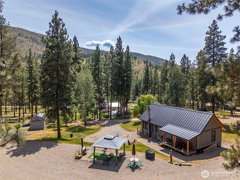 2nd image of 10 Sims Canyon Rd