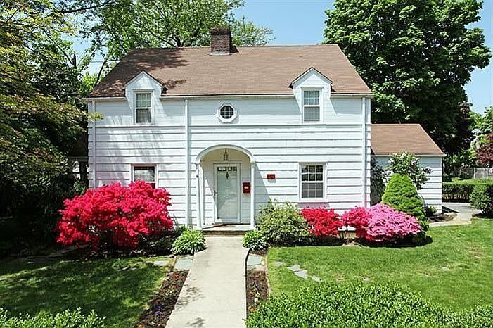 1st image of 153 Westminster Dr