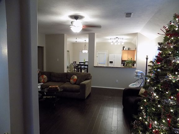 2nd image of 2910 Meridian Bay Ln