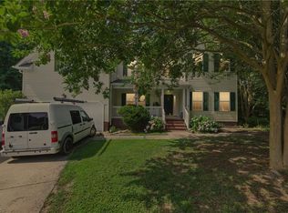 418 Rolling Hills Dr, Williamsburg, VA