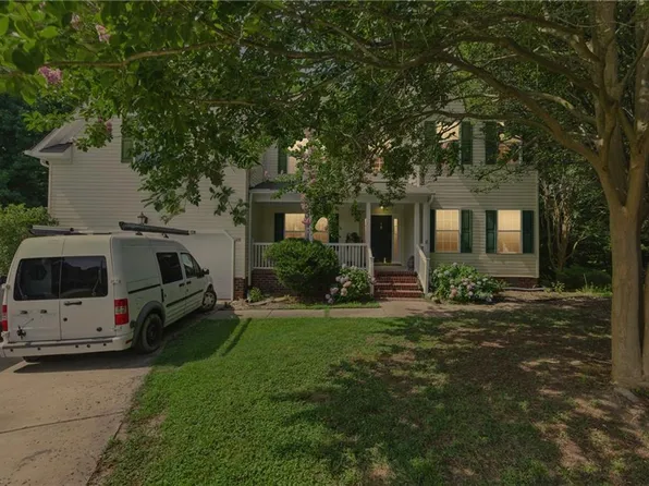 418 Rolling Hills Dr, Williamsburg, VA 23185