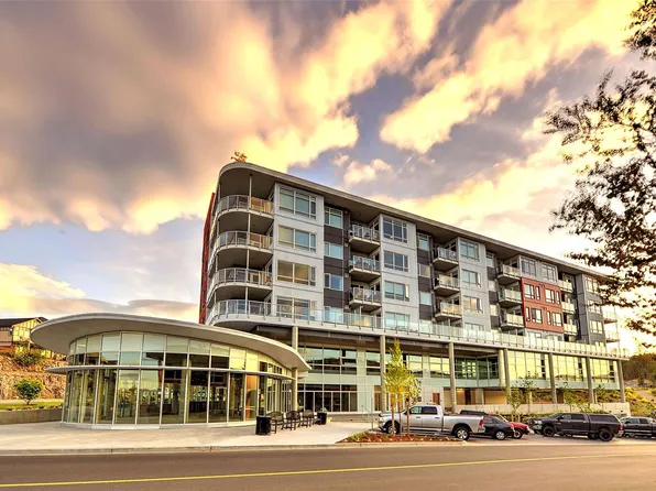 1311 Lakepoint Way #407, Langford, BC V9B 0S7