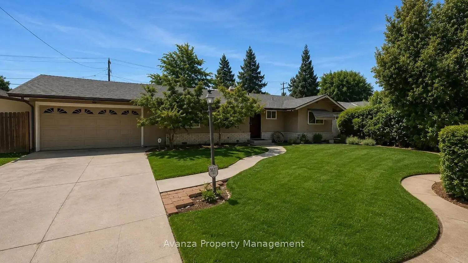 3 bed, 1.0 bath, 1847 sqft, $2,195 — Photo 1
