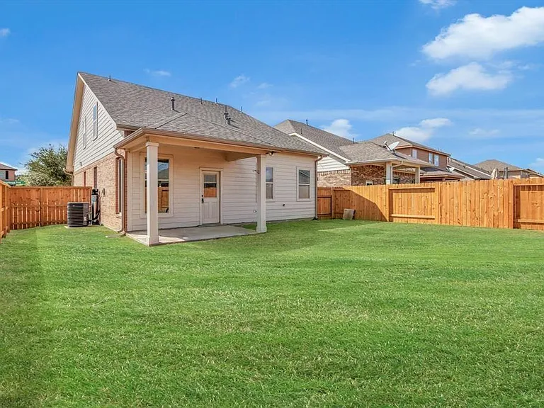 8110 Heartbrook Field Ln — Photo 27