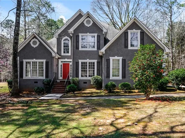 175 Zelkova Dr, Fayetteville, GA 30215