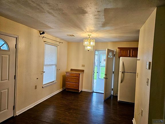 2nd image of 1135 Bourg St