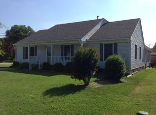 822 Gloss St, Chesapeake, VA 23322