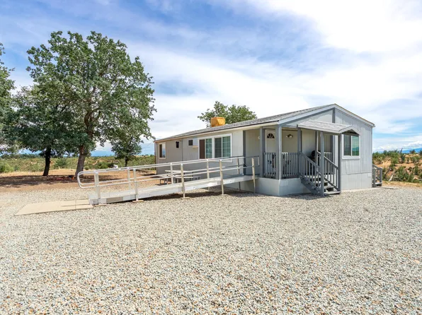 14853 Cobblestone Ln, Anderson, CA 96007