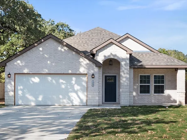 1822 Langston St, Fort Worth, TX 76105