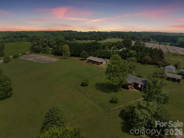 1541 Sandy Springs Rd, Rutherfordton, NC 28139