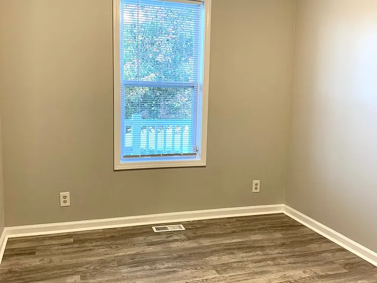 1936 Timberline Cir — Photo 16