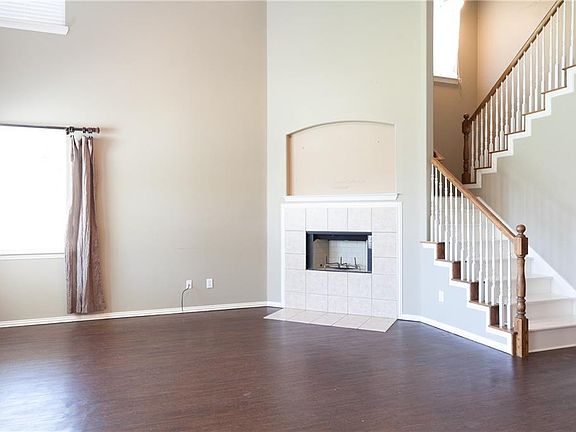 2nd image of 10032 Cherry Hill Ln