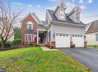 445 Waynebrook Dr, Chester Springs, PA 19425