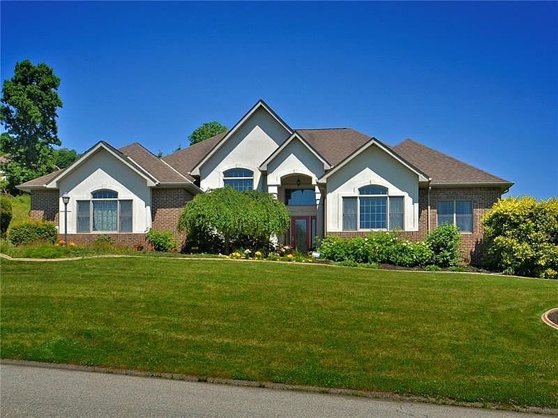 1st image of 9010 Lucia Ln