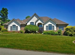 9010 Lucia Ln, North Huntingdon, PA
