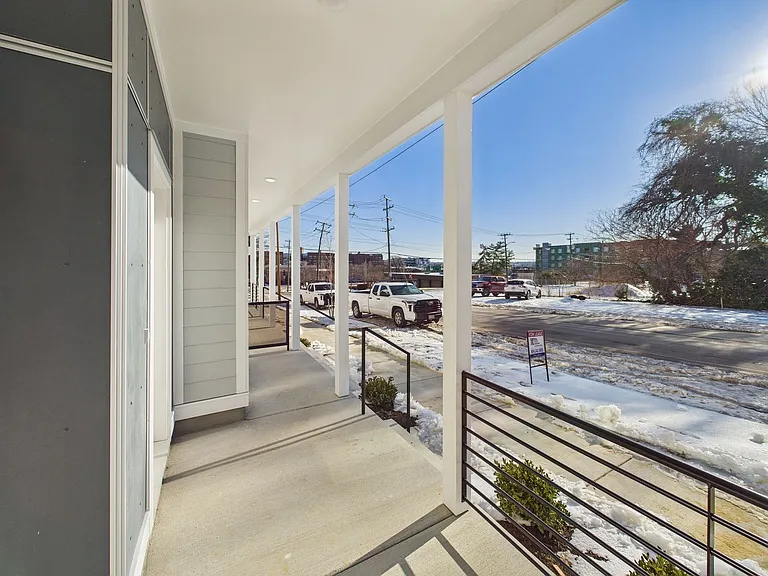 907 Bainbridge St #A — Photo 22