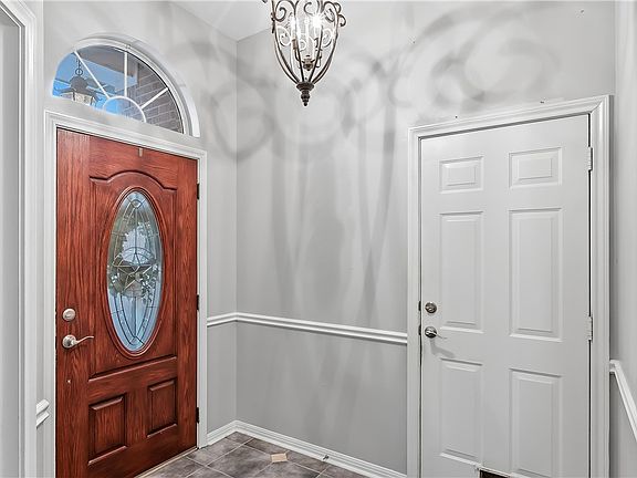 4th image of 1703 White Stone Dr