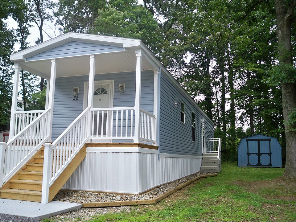 1st image of 32 Oak Ct