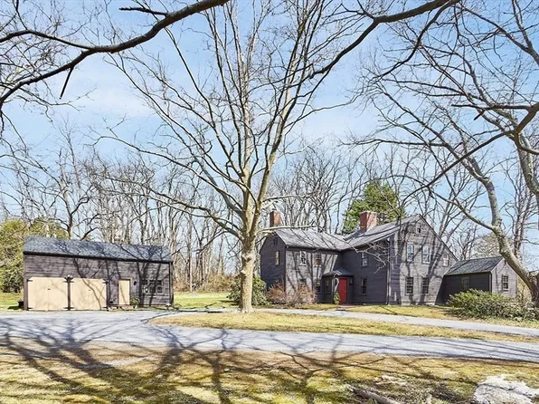 320 Lowell Rd, Concord, MA 01742