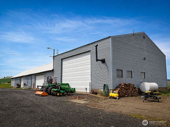 4th image of 39919 S Farmington Road