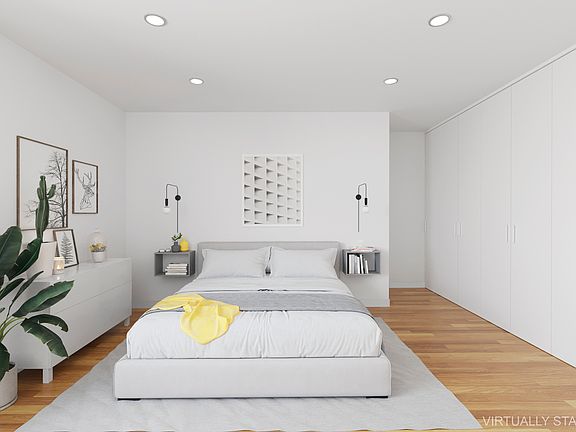 4th image of 220 E 65th St APT 16J