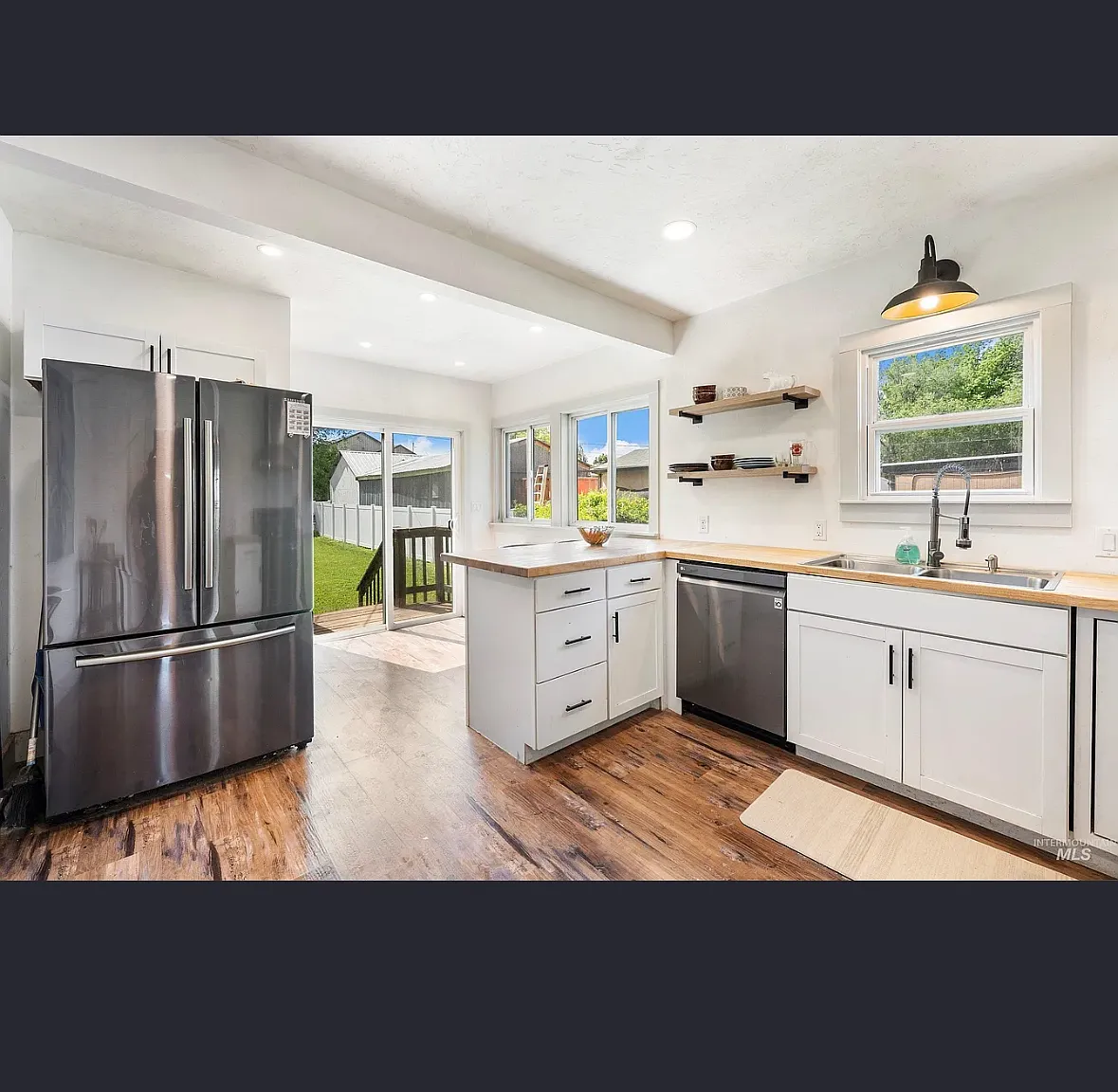 4 bed, 1536 sqft, $2,300 — Photo 4