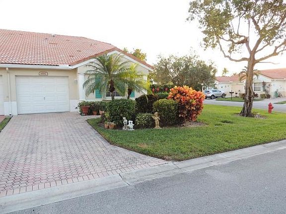 2nd image of 6182 Lake Hibiscus Dr #6182