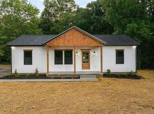 2795 Franklin Rd, Scottsville, KY 42164