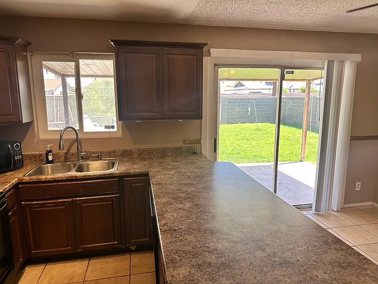 7431 E Roosevelt St — Photo 8