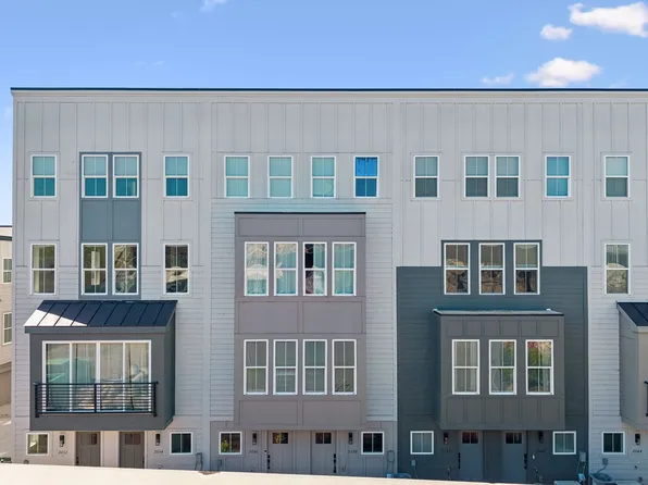 2038 Edison Park Ln, Nashville, TN 37209