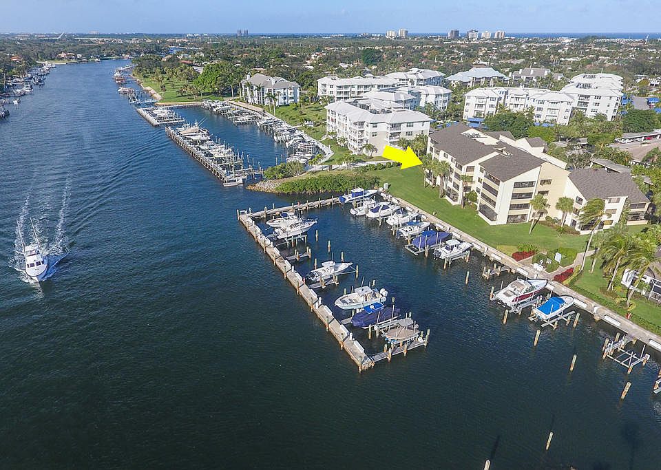 1st image of 516 Oak Harbour Dr