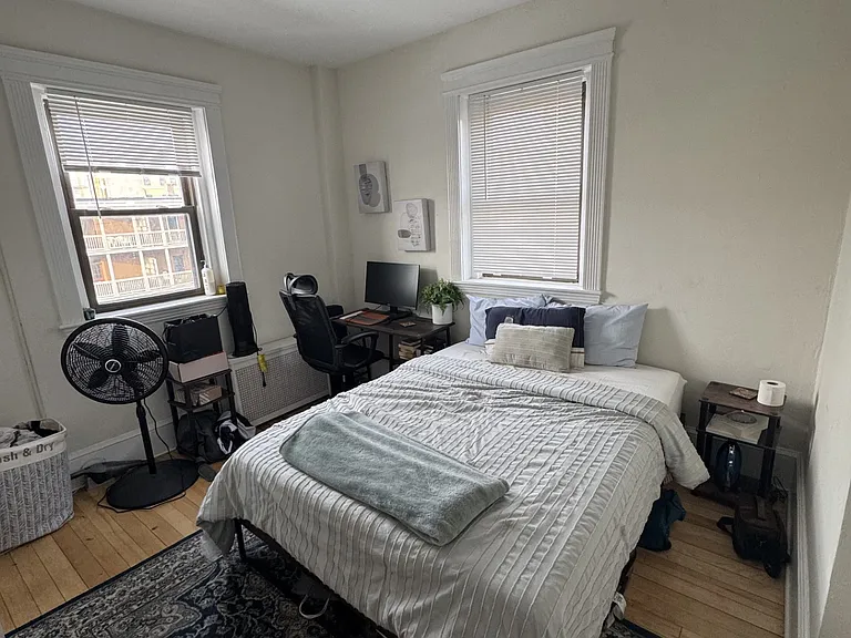 219 Harvard Ave #3 — Photo 3