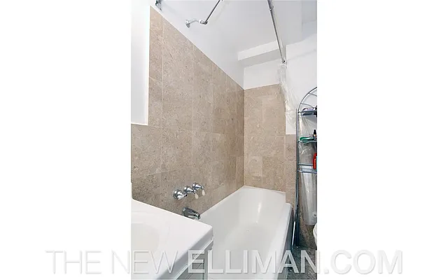 Sold by Douglas Elliman | media 22