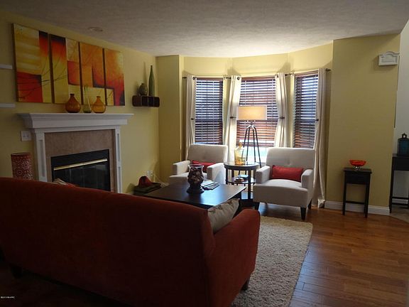 3rd image of 338 Morhouse Dr