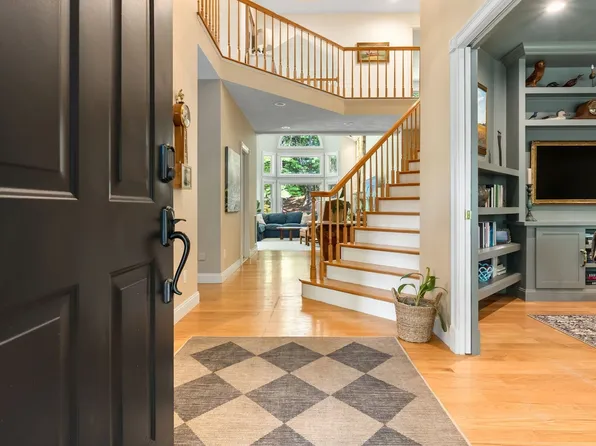 64 Leslie Rd, Rowley, MA 01969
