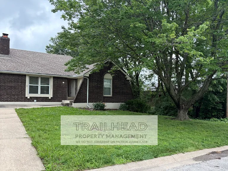 1003 NW 12th St — Photo 2