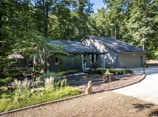 5119 Hattrick Rd, Ravenna, OH 44266