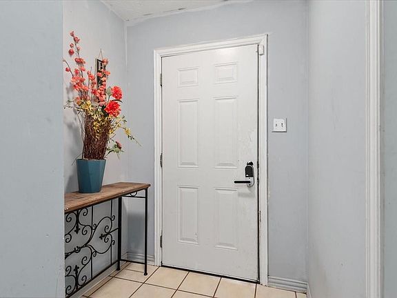 3rd image of 23011 Bayleaf Dr