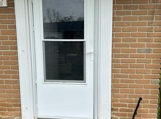 2670 Four Seasons Dr, Columbus, OH 43207