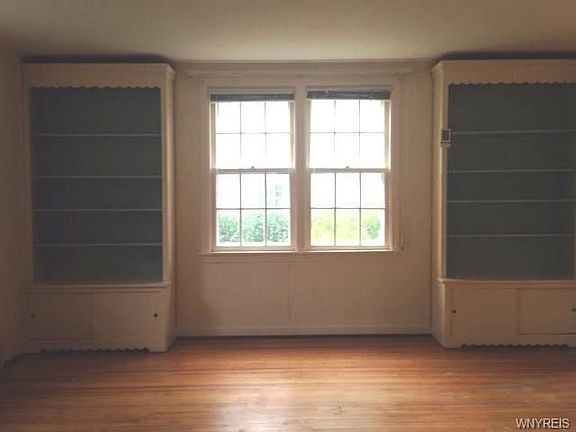 3rd image of 66 Oakland Pl