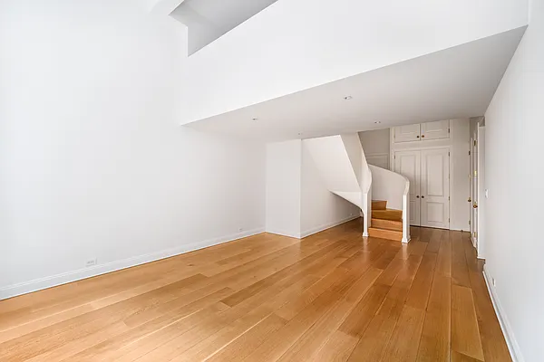 Rented by Compass | media 2