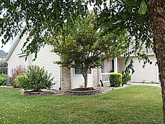 5th image of 2717 Falcon Crest Dr
