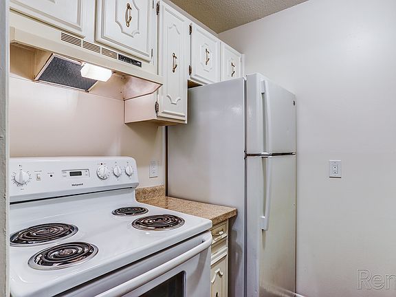 5th image of 1777 Golfview Dr #33ea5d97c