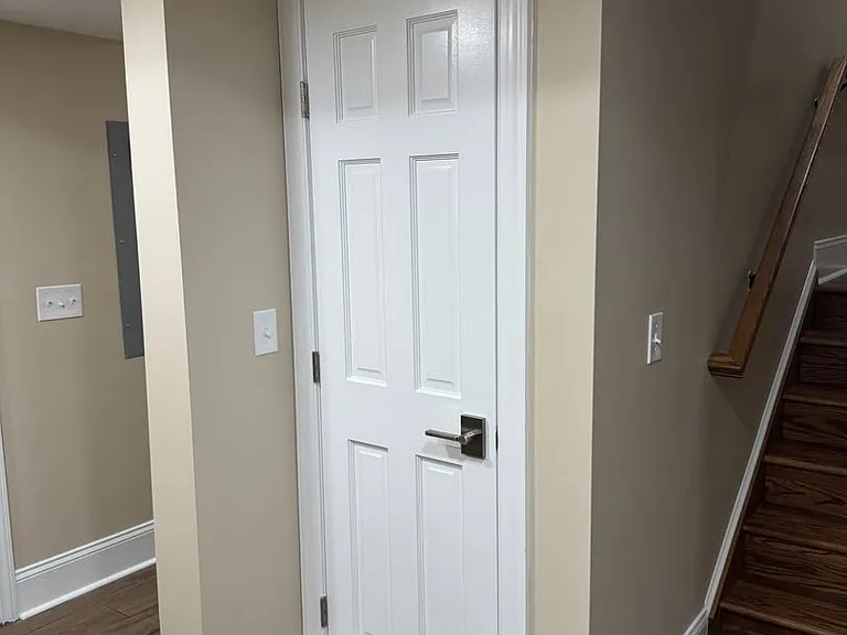 330 Linden Ave — Photo 13