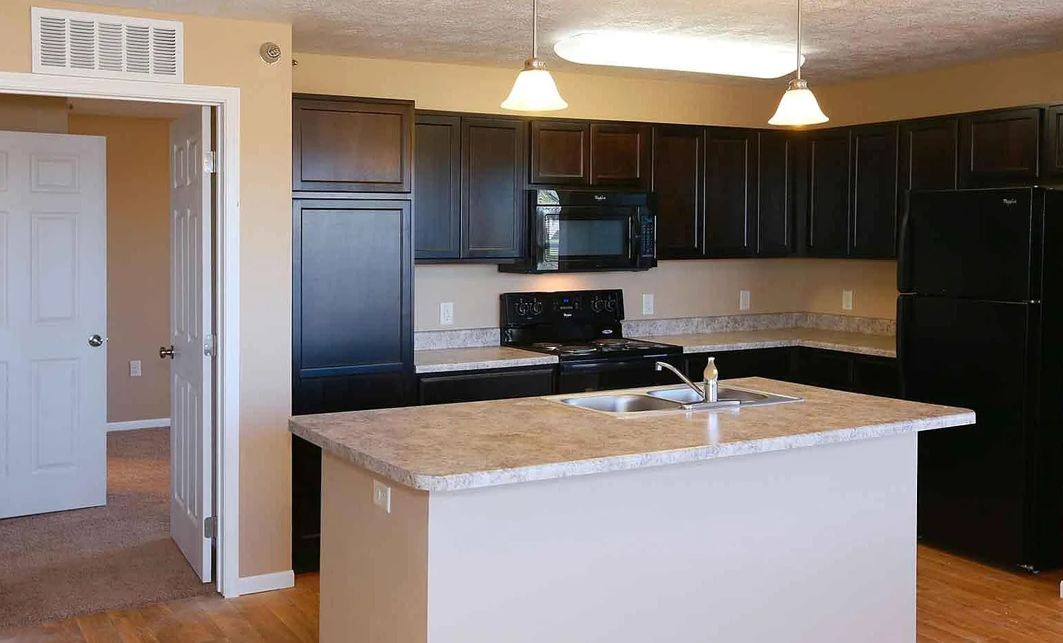 Chasing Willows II Apartments — Photo 4
