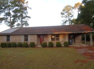 241 Vernon Rd, Cochran, GA 31014