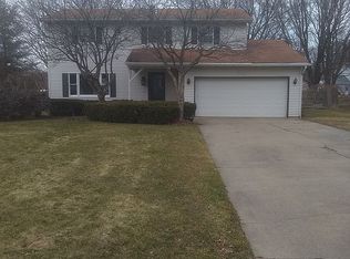 229 Terre Hill Dr, Cortland, OH