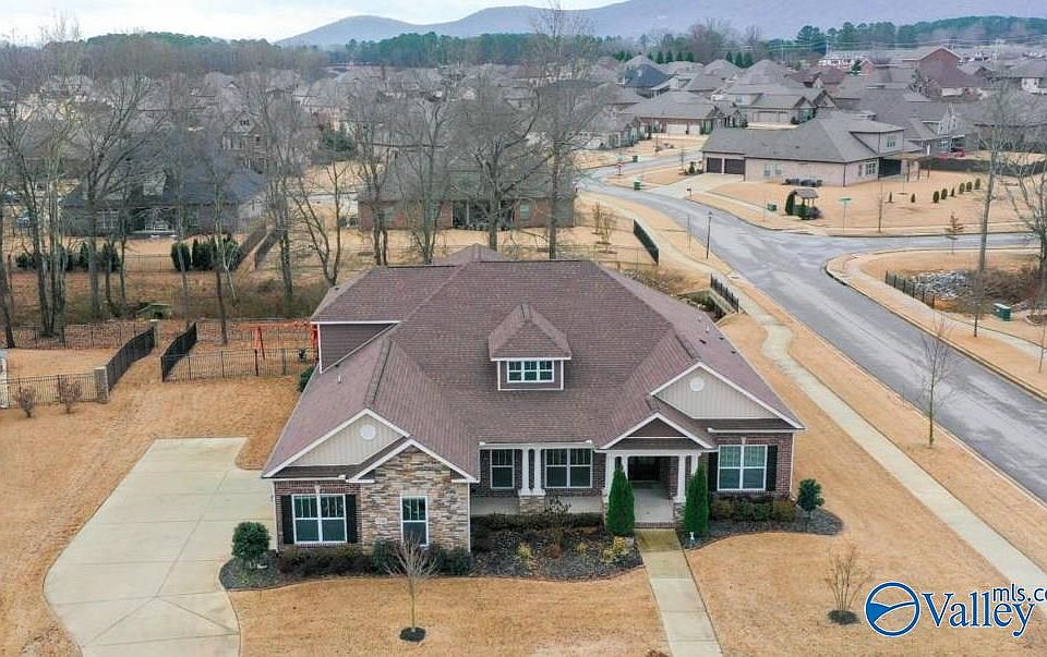 1st image of 7546 Parktrace Ln