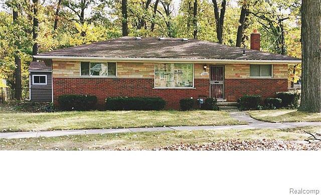 1st image of 21300 Parklawn St