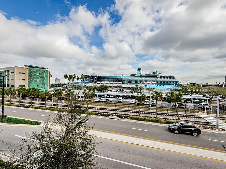 1002 Channelside Dr #3C — Photo 33